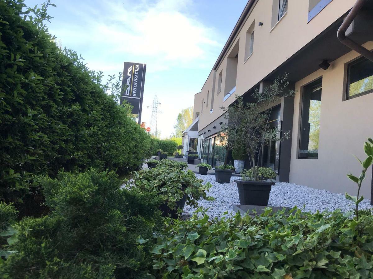 Dam Boutique Hotel & Restaurant 노바고리차 외부 사진